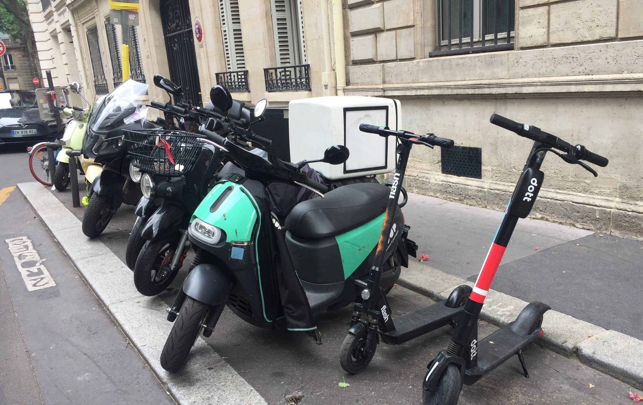 stationnement deux roues