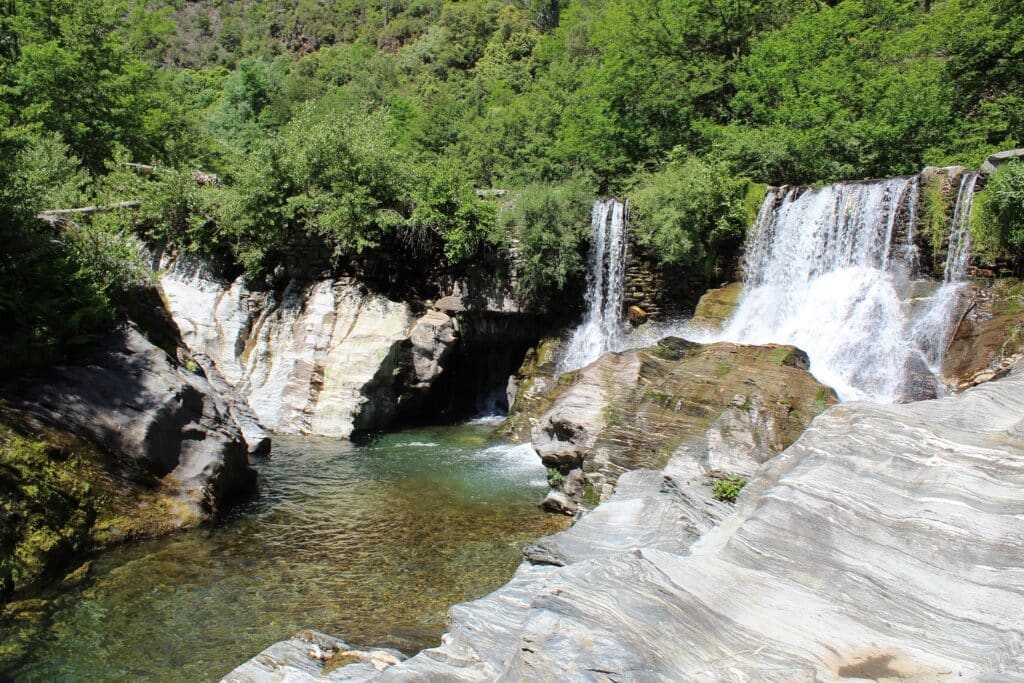 cascades baigner Occitanie