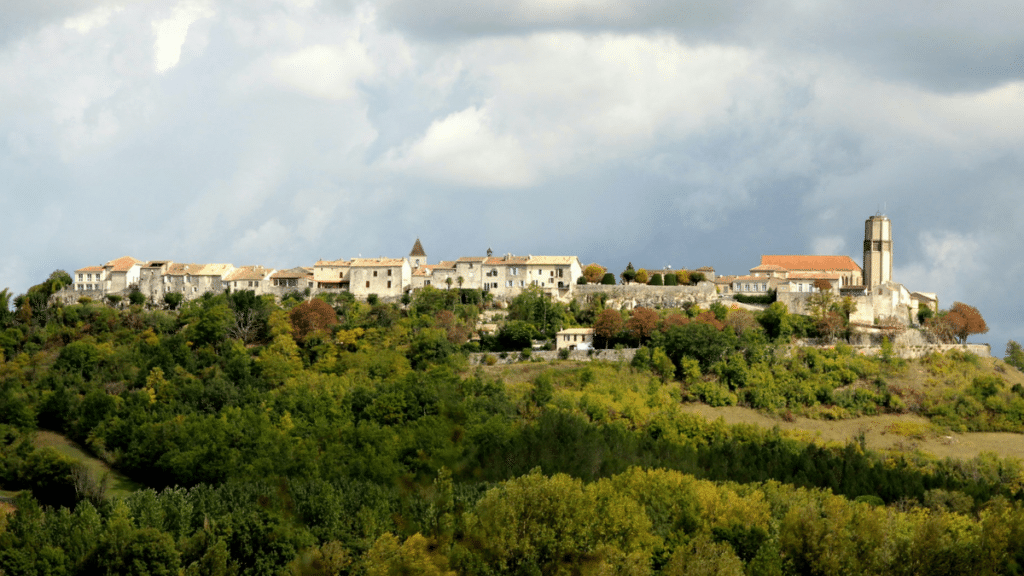 plus beaux villages France Tournon-d'Agenais