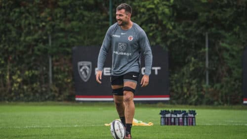 François Cros à l'entraînement pour la réception de Clermont-Ferrand au stade Ernest-Wallon.